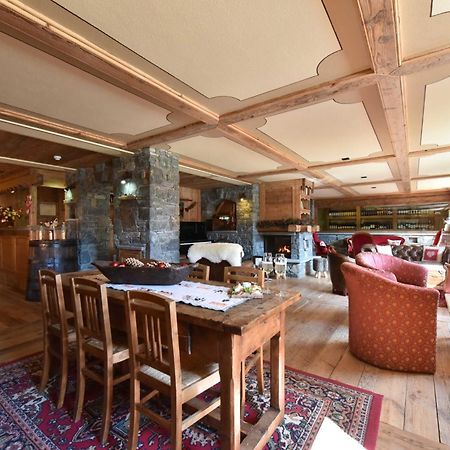 Hotel La Rouja Champoluc Εξωτερικό φωτογραφία