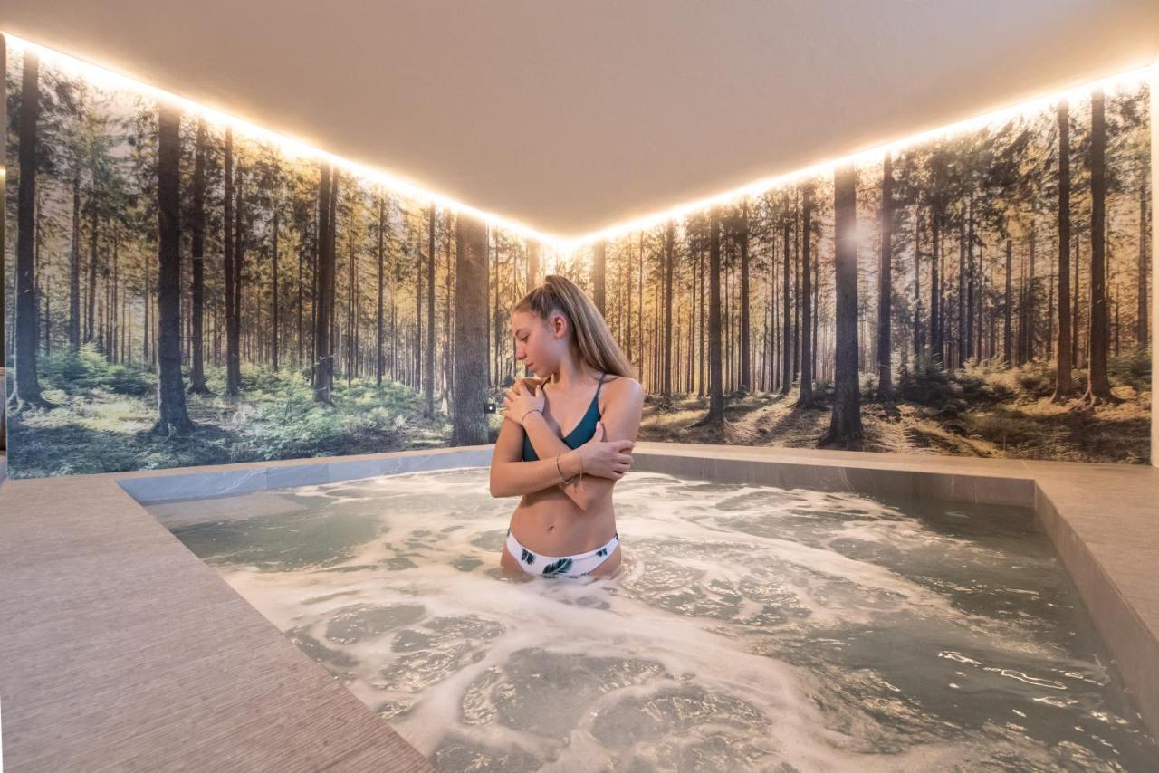 Hotel La Rouja Champoluc Εξωτερικό φωτογραφία