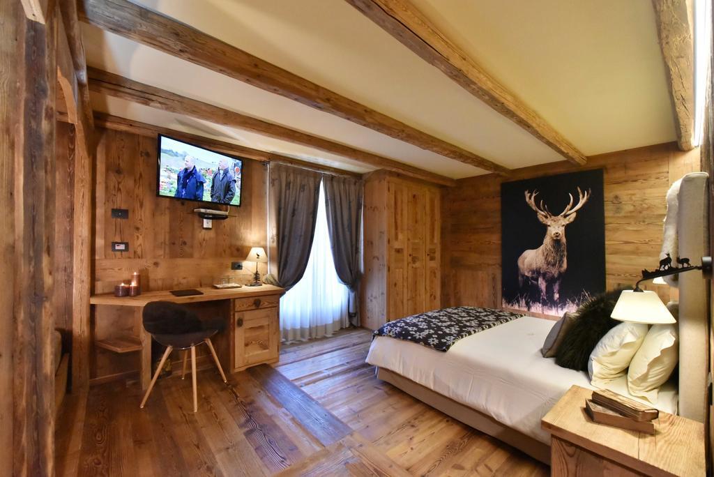 Hotel La Rouja Champoluc Εξωτερικό φωτογραφία