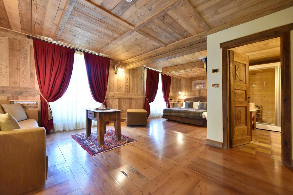Hotel La Rouja Champoluc Εξωτερικό φωτογραφία