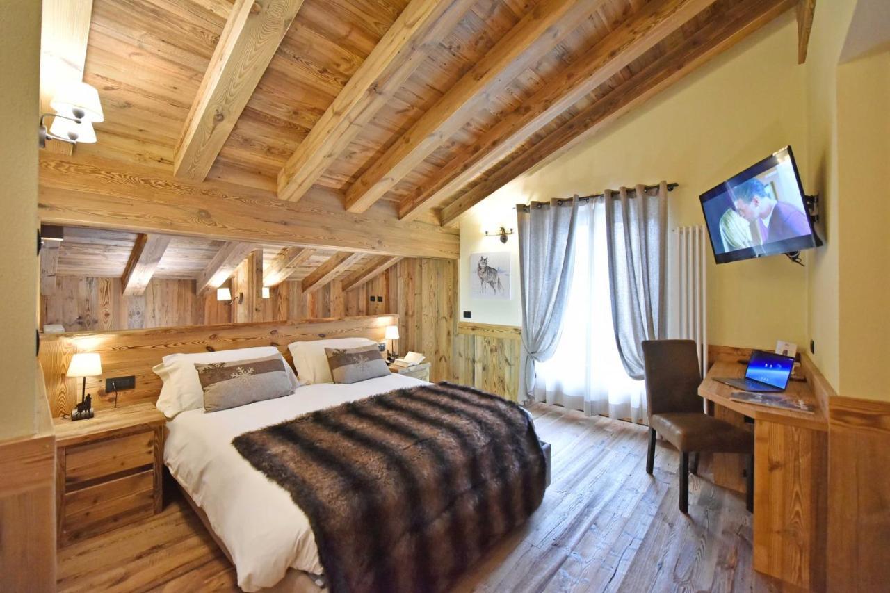 Hotel La Rouja Champoluc Εξωτερικό φωτογραφία